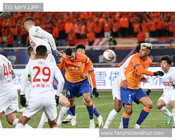 亚泰与恒大历史交锋回顾及战绩分析揭示双方对决的精彩瞬间